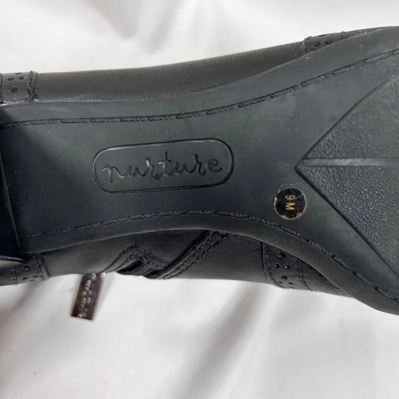 2/$30 Nurture Haddie 9 Pebble Leather Wingtip Boots Retro Western Boho 2000 - Picture 9 of 11